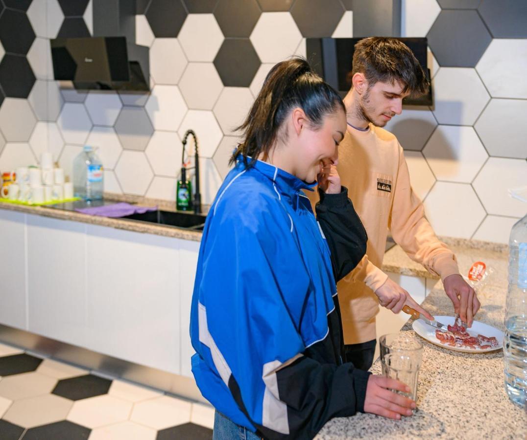 Vad Hostel Alicante - Youth Hostel Age Limit 18-49 Eksteriør bilde